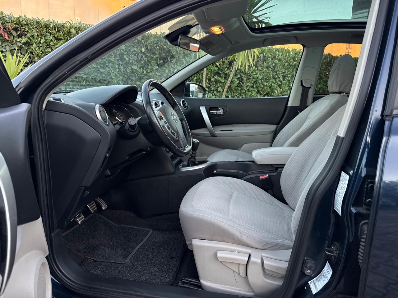 Nissan Qashqai 2.0 dCi NAVI TETTO PANORAMICO