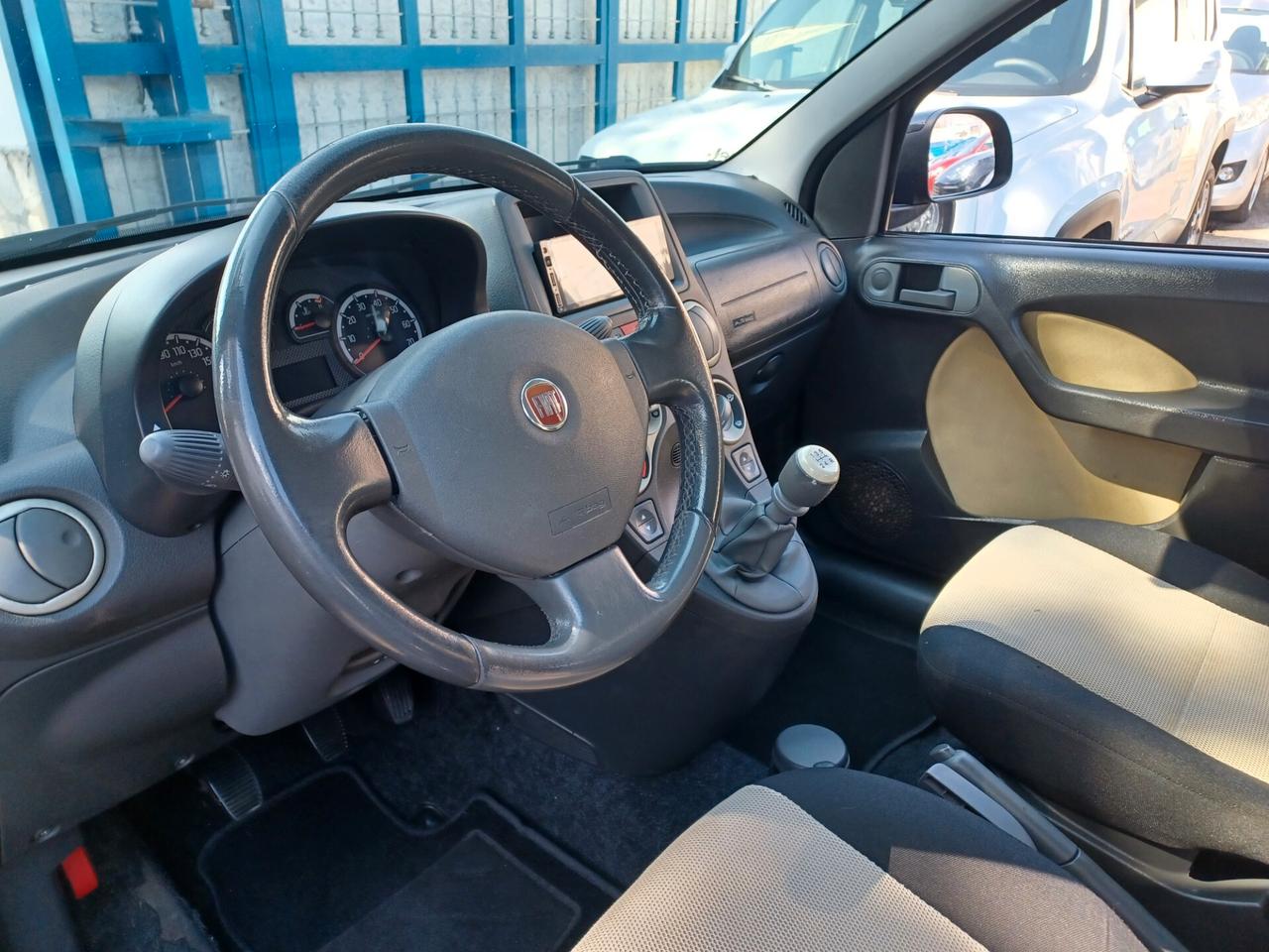 Fiat Panda 1.3 MJT 4x4 Cross CON ELD ANNO 2011
