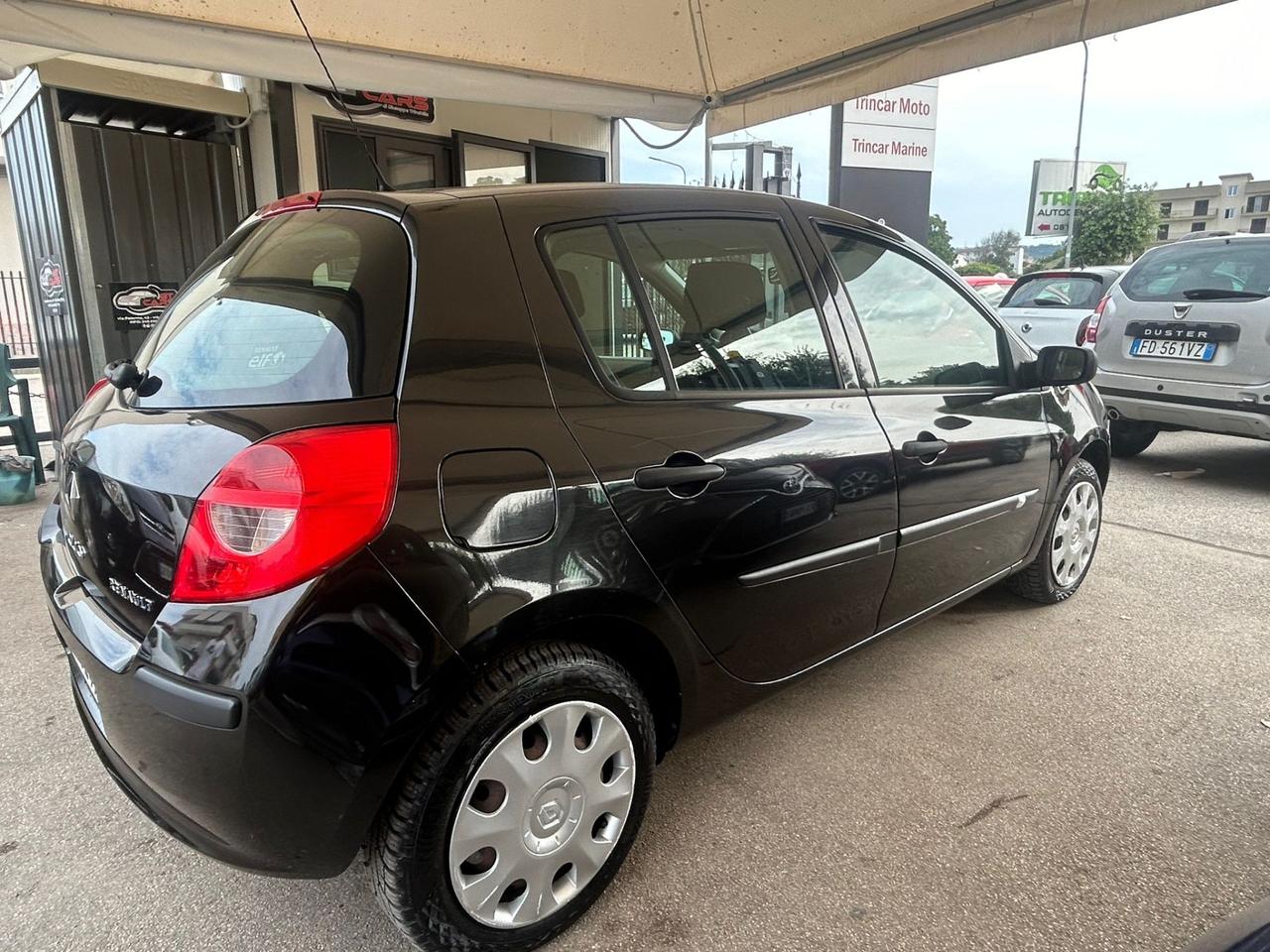 Renault Clio 1.2 16V 5 porte Le Iene