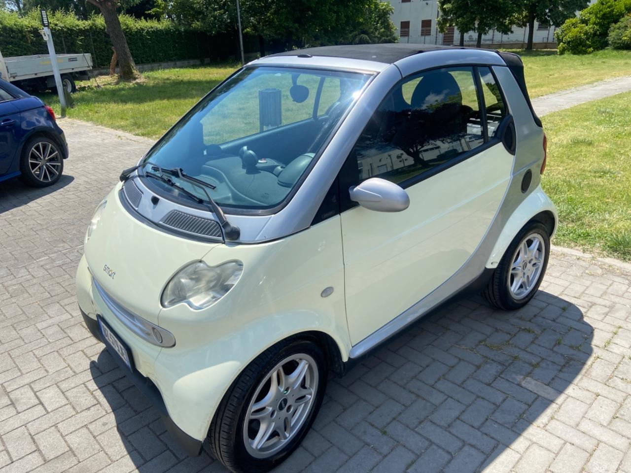 Smart Smart 600 smart cabrio & passion (40 kW)