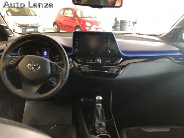 TOYOTA C-HR 2.0 Hybrid E-CVT Style