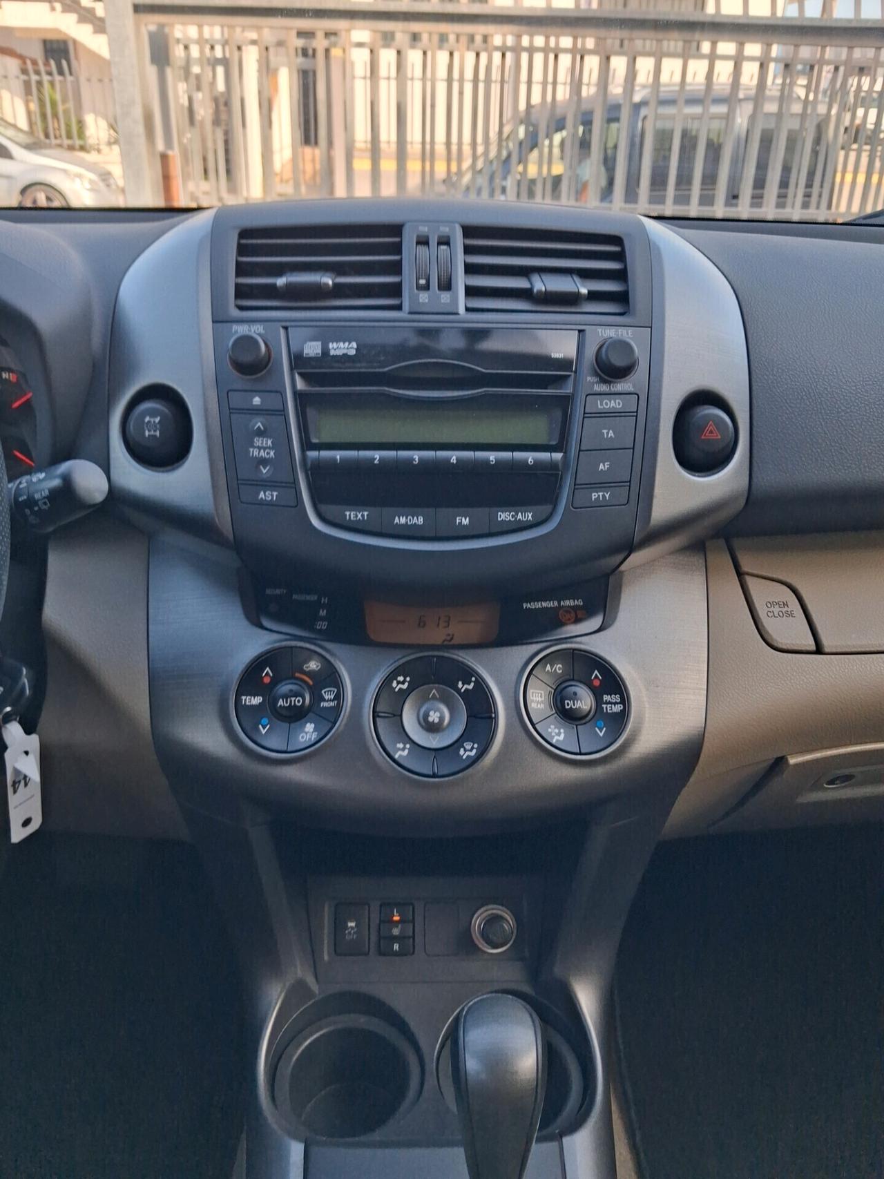 TOYOTA Rav4 Crossover 2.200 D-Cat 150cv 4WD Autom.