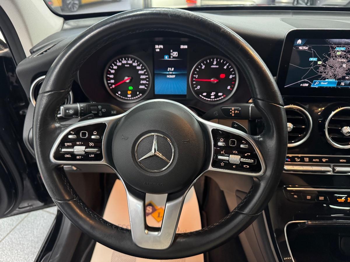 MERCEDES GLC 200 d 4Matic Sport UNICO PROP/ LED