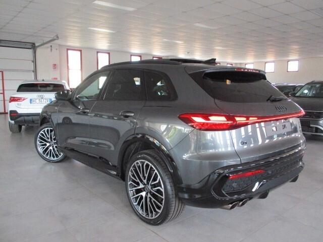Audi Q5 SUV 2.0 TDI 204CV mHEV+ S-Tronic Quattro S-Line Edition