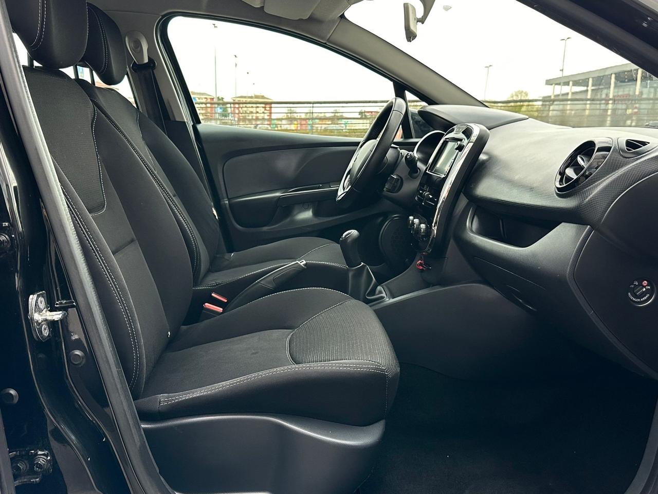 Renault Clio Sporter 1.2 75CV Live