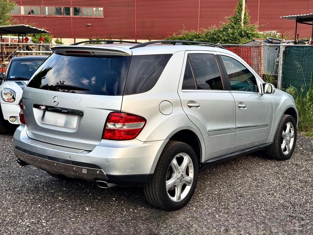 Mercedes-benz ML 320 CDI Sport 224cv unico proprietario 2009