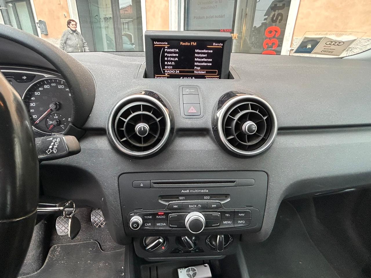 Audi A1 3p 1.6 tdi c/clima 90cv - ANCHE PER NEOPATENTATI