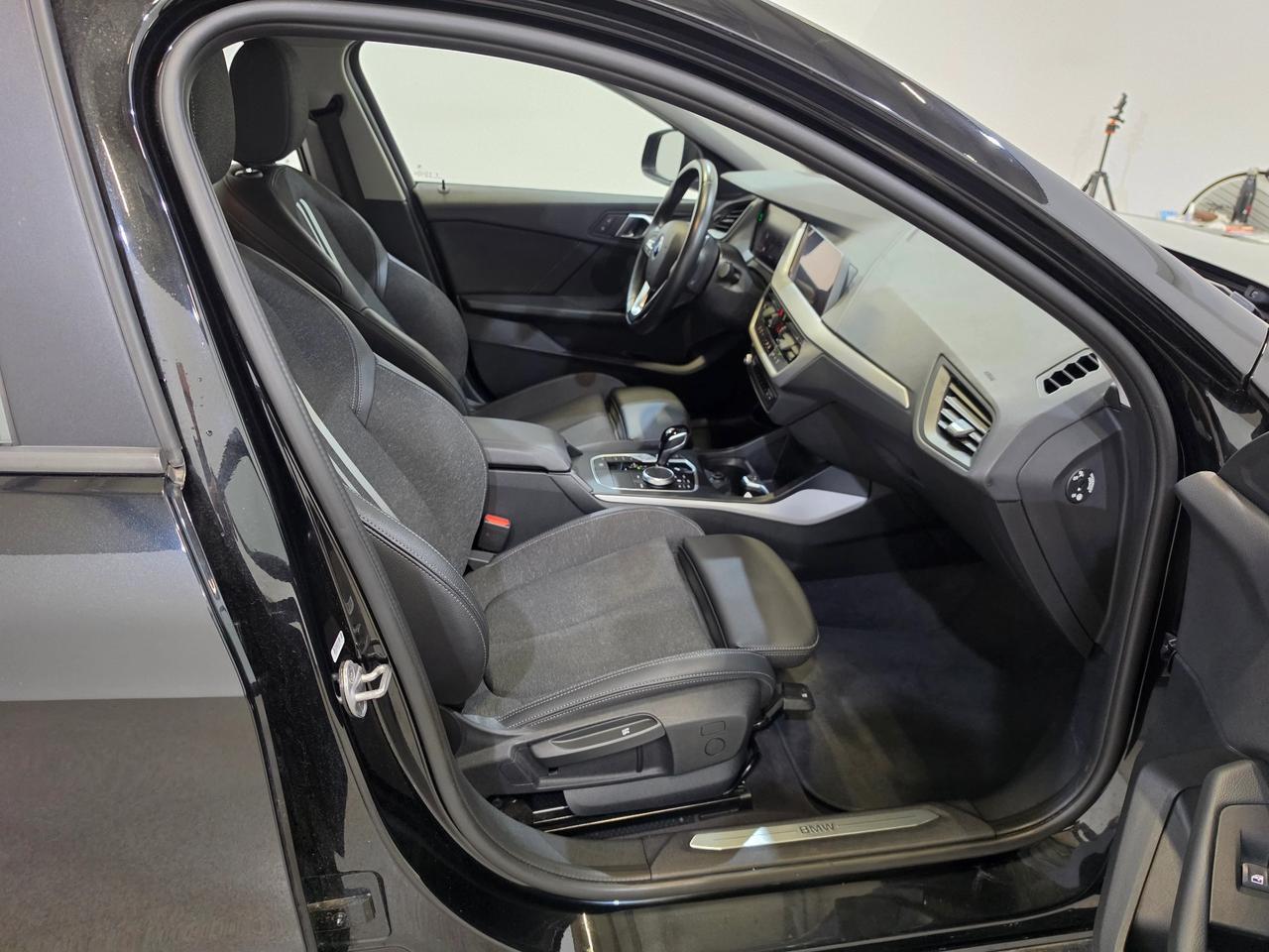 Bmw 116 116i 5p. SPORT