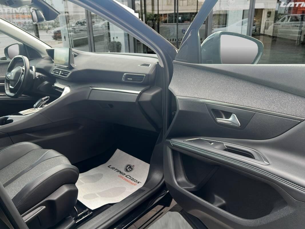 Peugeot 3008 II 1.5 bluehdi Allure Pack 130cv AUTOM CON CARPLAY