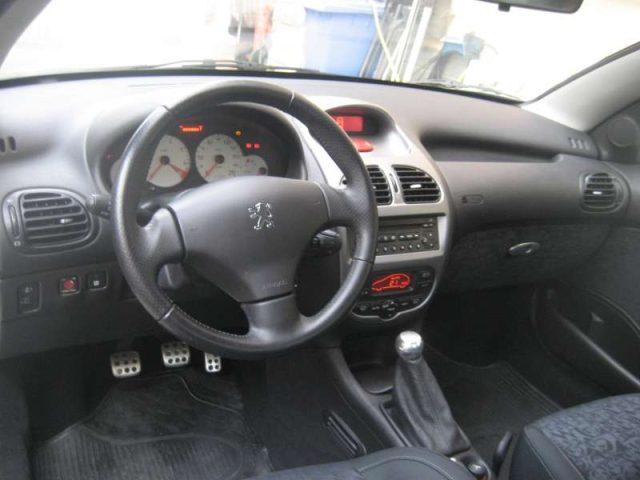 PEUGEOT 206 1.6 16V CC QUIKSILVER