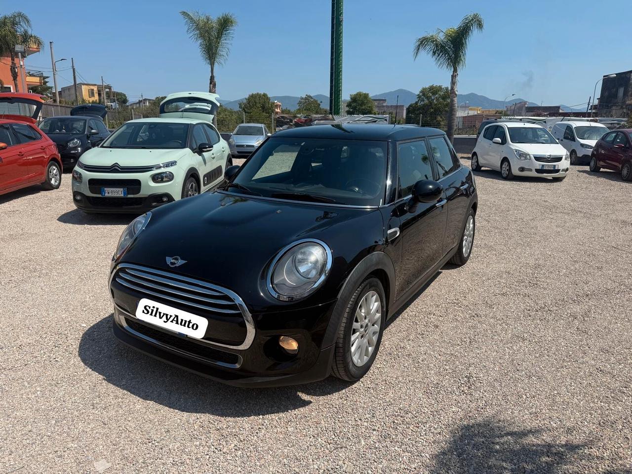 Mini 1.5 Cooper D Business XL 5 porte