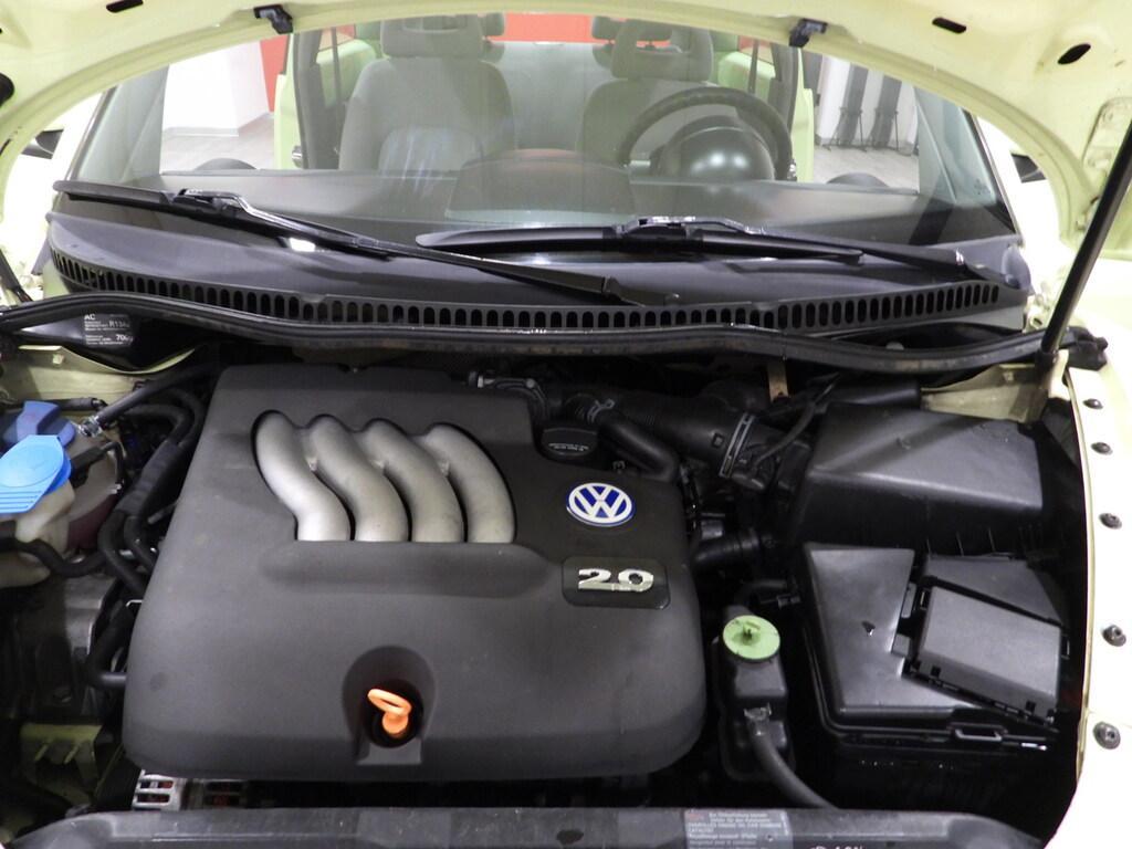 Volkswagen New Beetle Berlina 2.0