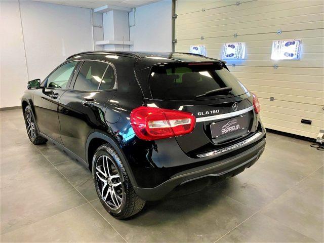 MERCEDES-BENZ GLA 180 1.6 Benzina Sport