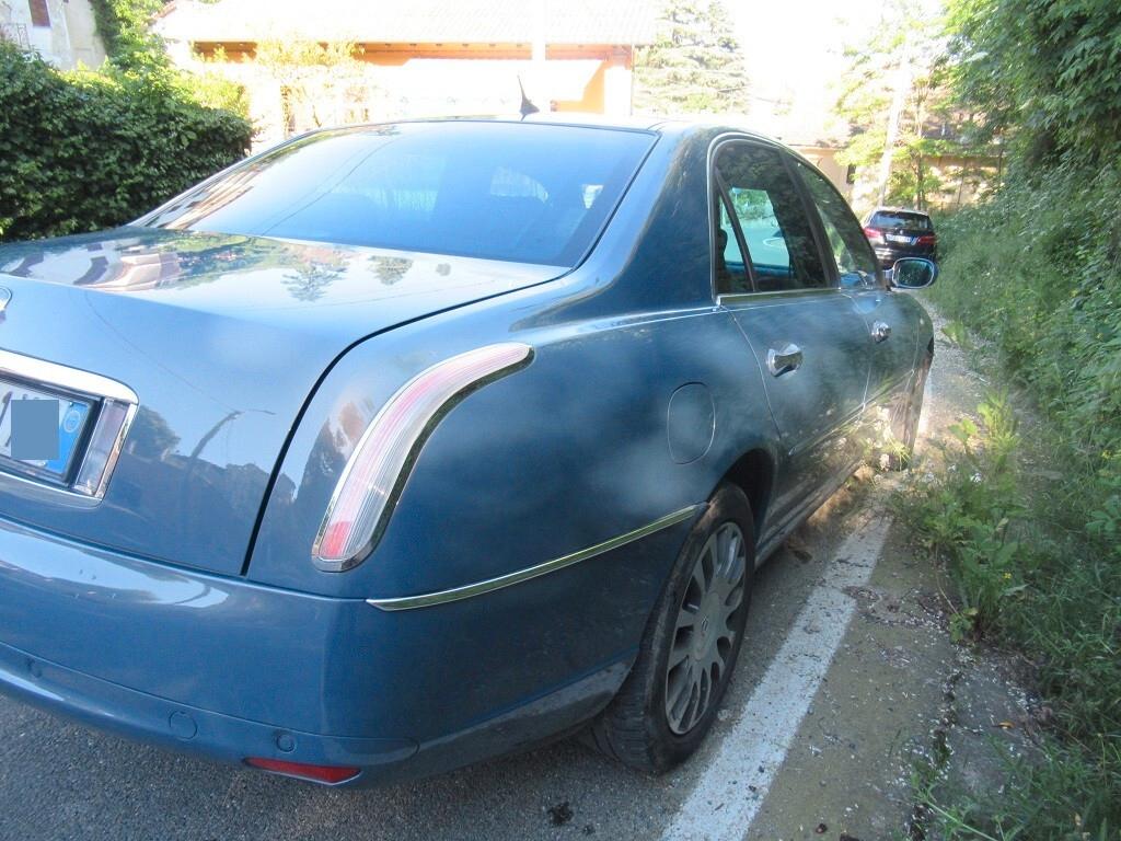 Lancia Thesis 2.4 JTD 20V Executive