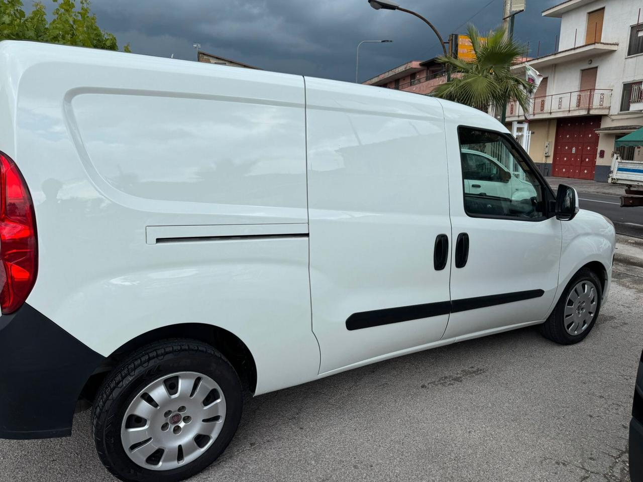 Fiat Doblo 1.6 MJT 105CV Maxi Lamierato