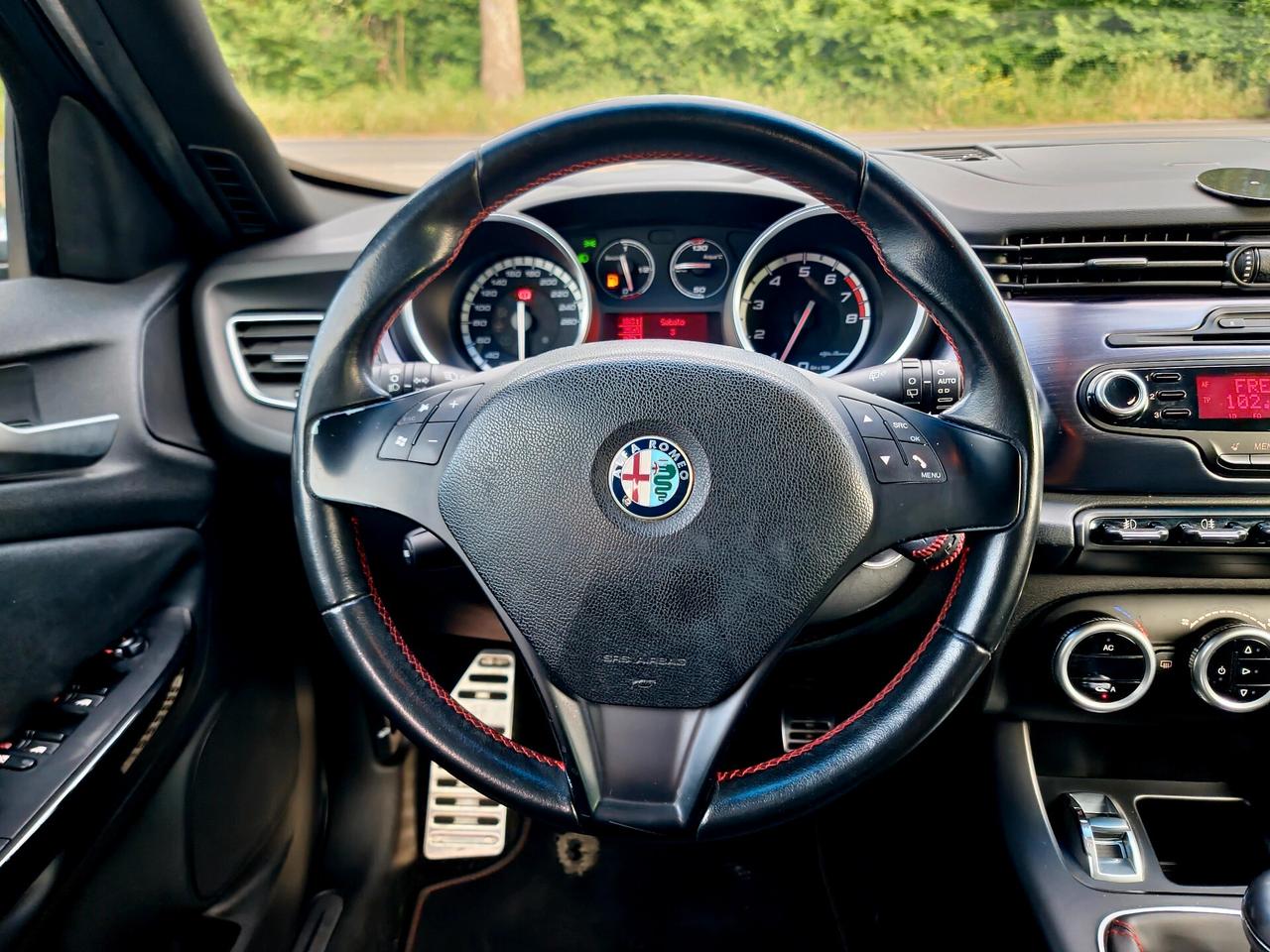 Alfa Romeo Giulietta 1.4 Turbo MultiAir Distinctive 2010-E5 Manuale