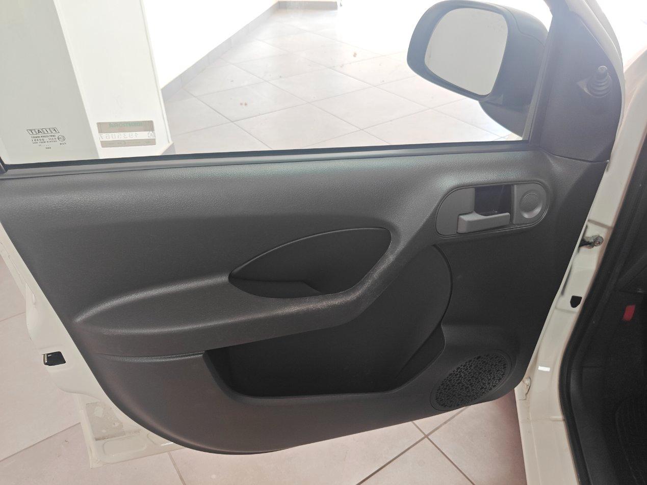 Fiat Panda 1.2 Active 69cv E5
