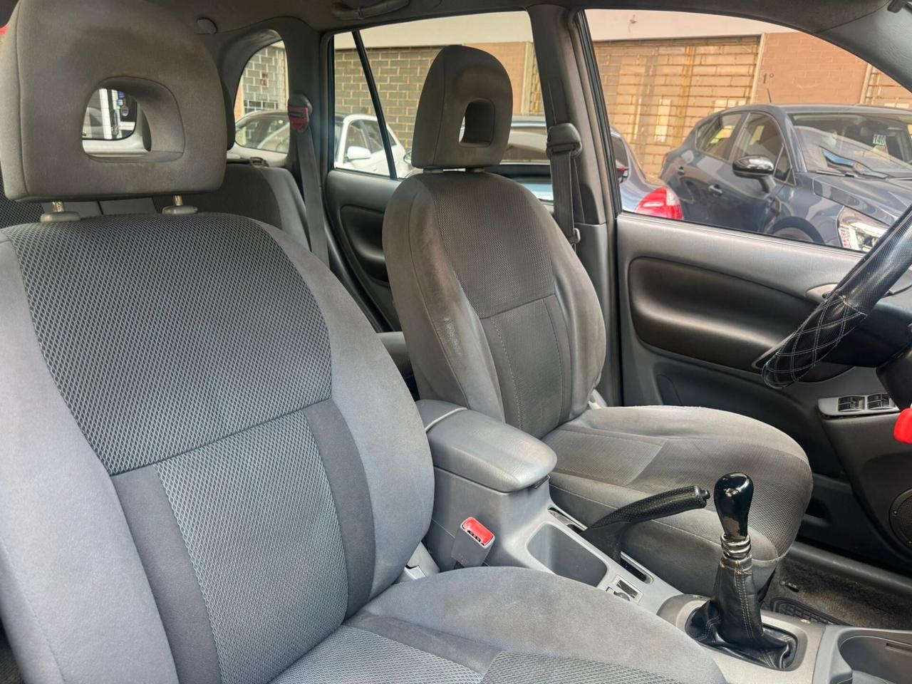 Toyota RAV 4 RAV4 2.0 Tdi D-4D cat 5 porte Sol
