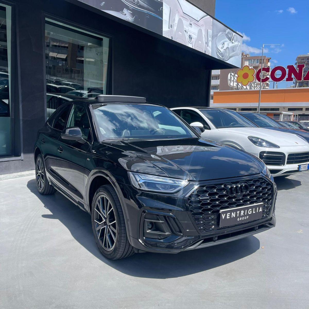AUDI - Q5 Sportback S-line Total Black 40 tdi mhev