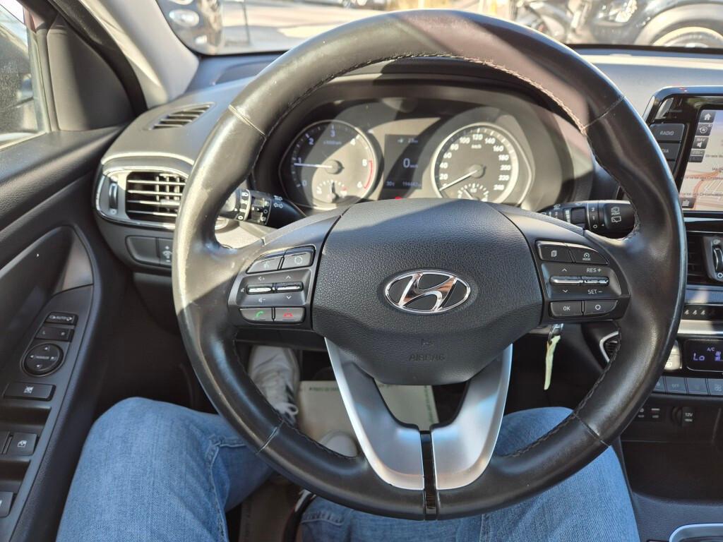 Hyundai i30 1.6 CRDi 110CV NAVI-LED-CAMERA