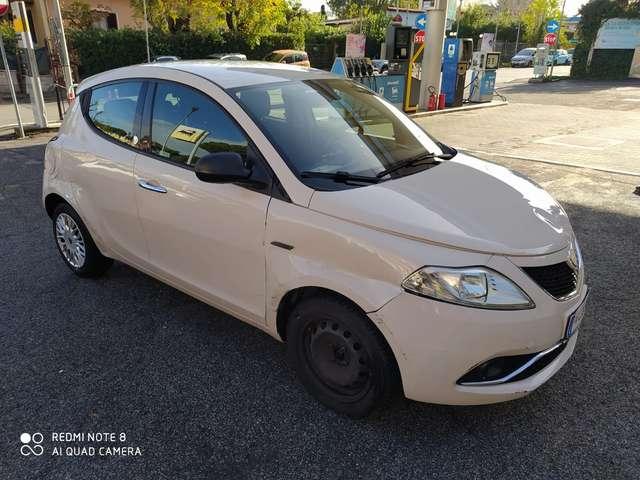Lancia Ypsilon Ypsilon III 1.2 Silver ecochic Gpl 69cv