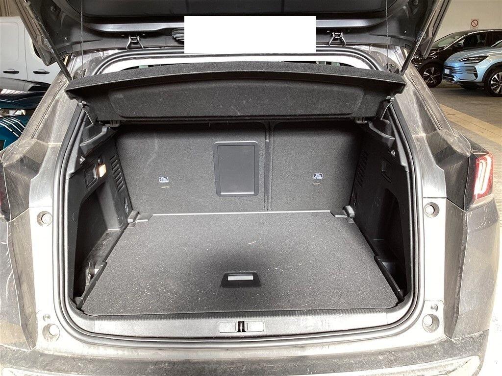 PEUGEOT 3008 1.5 BLUEHDI 130CV EAT8 SeS ALLURE ( FARI LED - I-COCKPIT - CRUISE - NAVI - MIRROR - PDC - TELECAMERA POST. - CERCHI 18 )