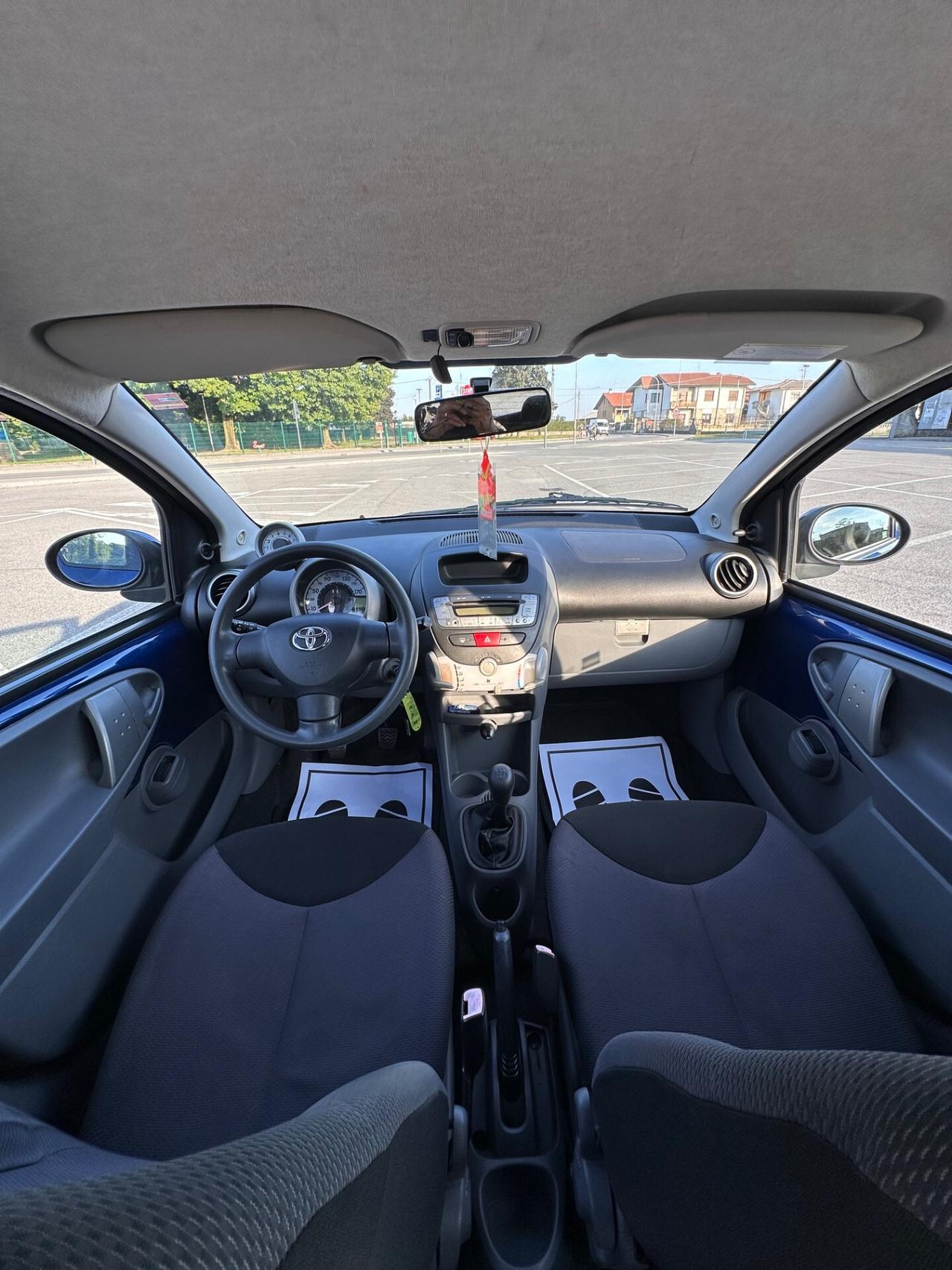 Toyota Aygo 1.0 Benzina 5 porte Sound Solo 80.000 Km