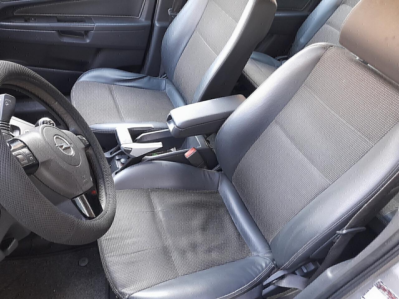 Opel Zafira 1.6 16V ecoM 94CV Cosmo