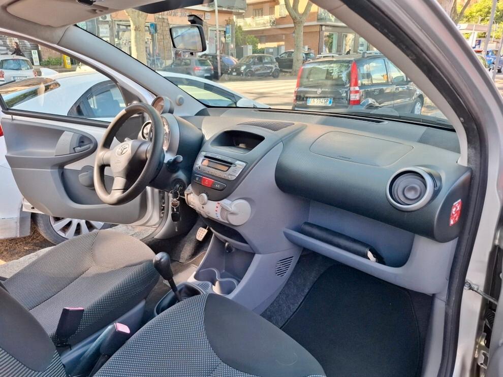 Toyota Aygo 1.0 UNIPRO' SOLI 80000KM OK NEOPATENTATI