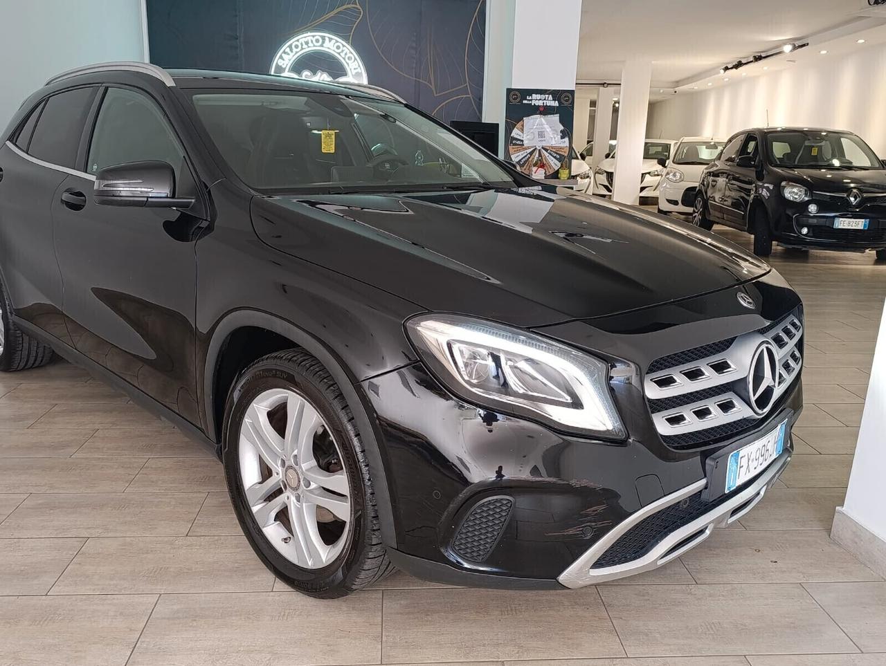 Mercedes GLA 220 D AUTOMATICA SPORT ANNO 2019