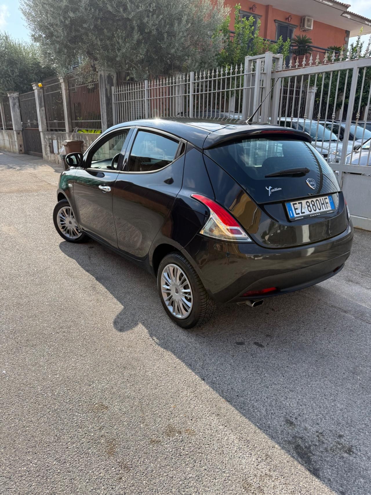 Lancia Ypsilon 1.3 MJT 16V 95 CV 5 porte S&S Elle