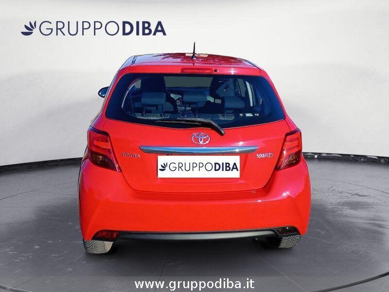 Toyota Yaris III 2015 Benzina 5p 1.0 active
