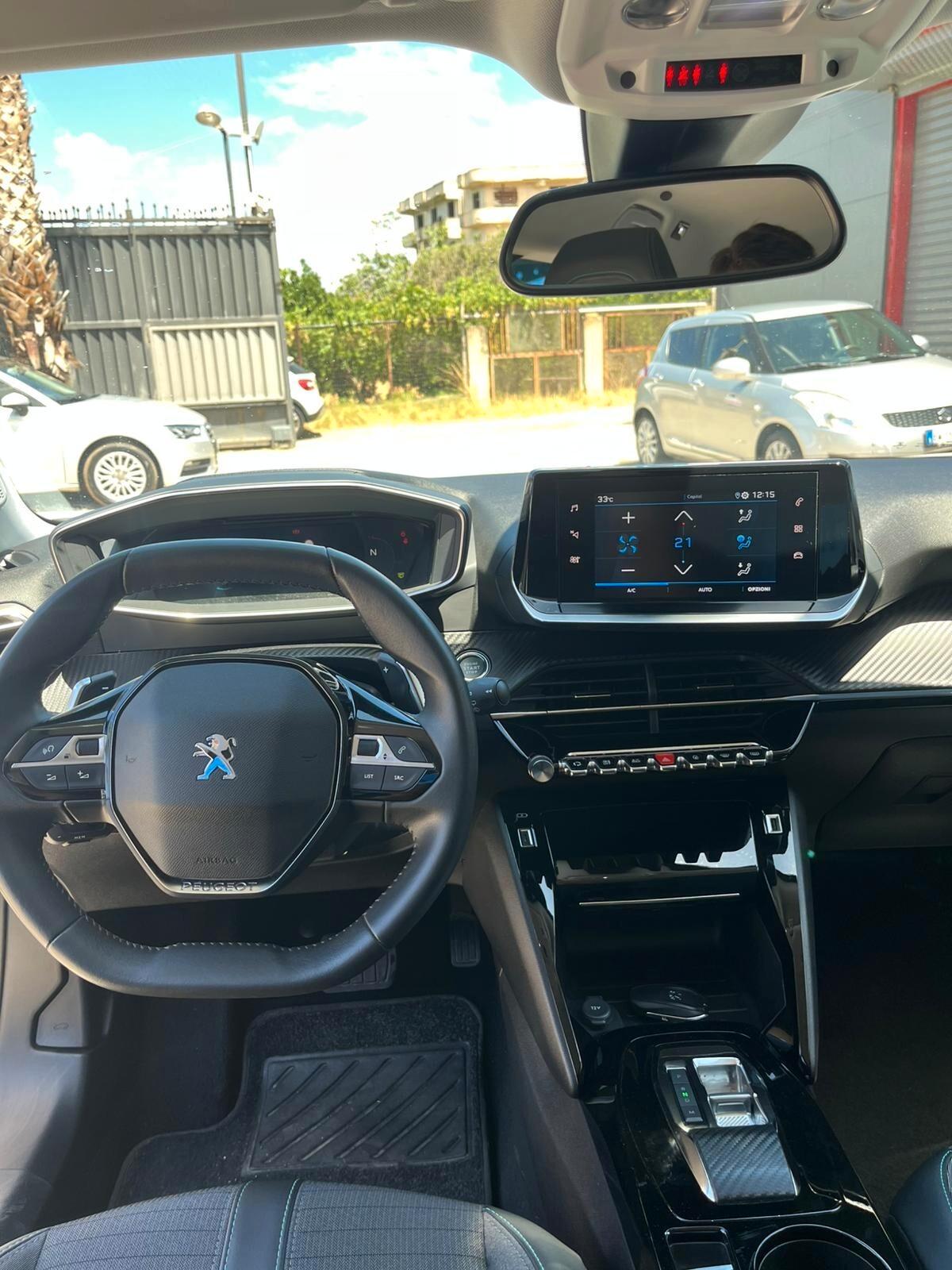 Peugeot 2008 PureTech 130 S&S EAT8 Allure Pack