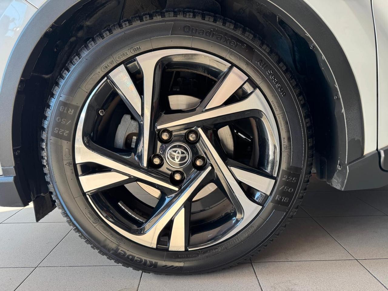 Toyota C-HR 1.8 Hybrid E-CVT Trend UNICOPROPRIETARIO SEMPRE TAGLIANDATA PARI AL NUOVO