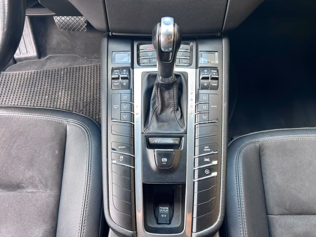 Porsche Macan 2.0 --MACAN #12062