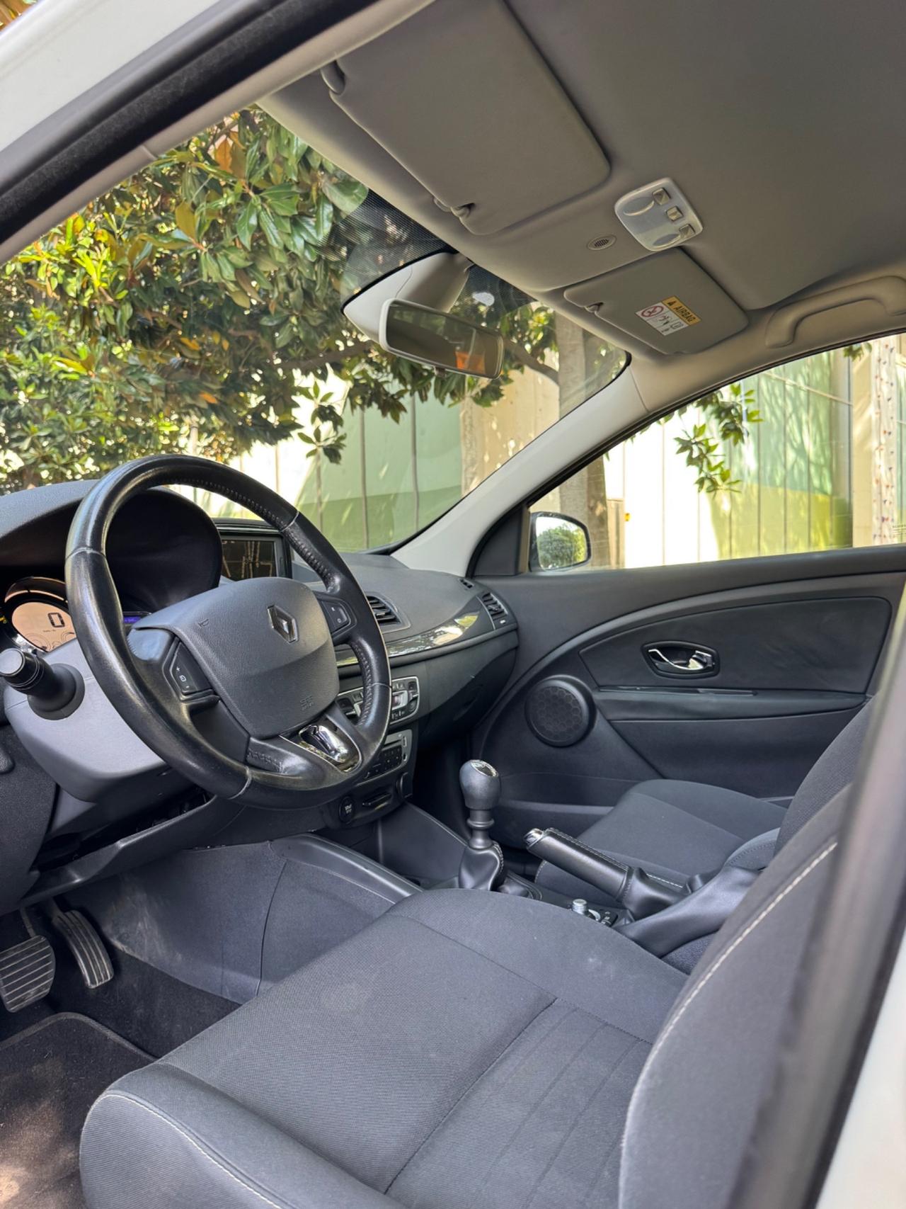 Renault Megane Mégane 1.5 dCi 110CV EDC SporTour Wave