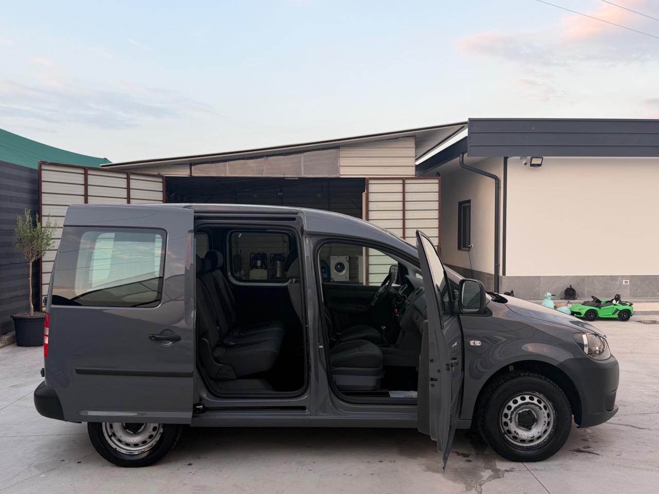 Volkswagen Caddy 1.6 TDI 102 CV 4p. Kombi