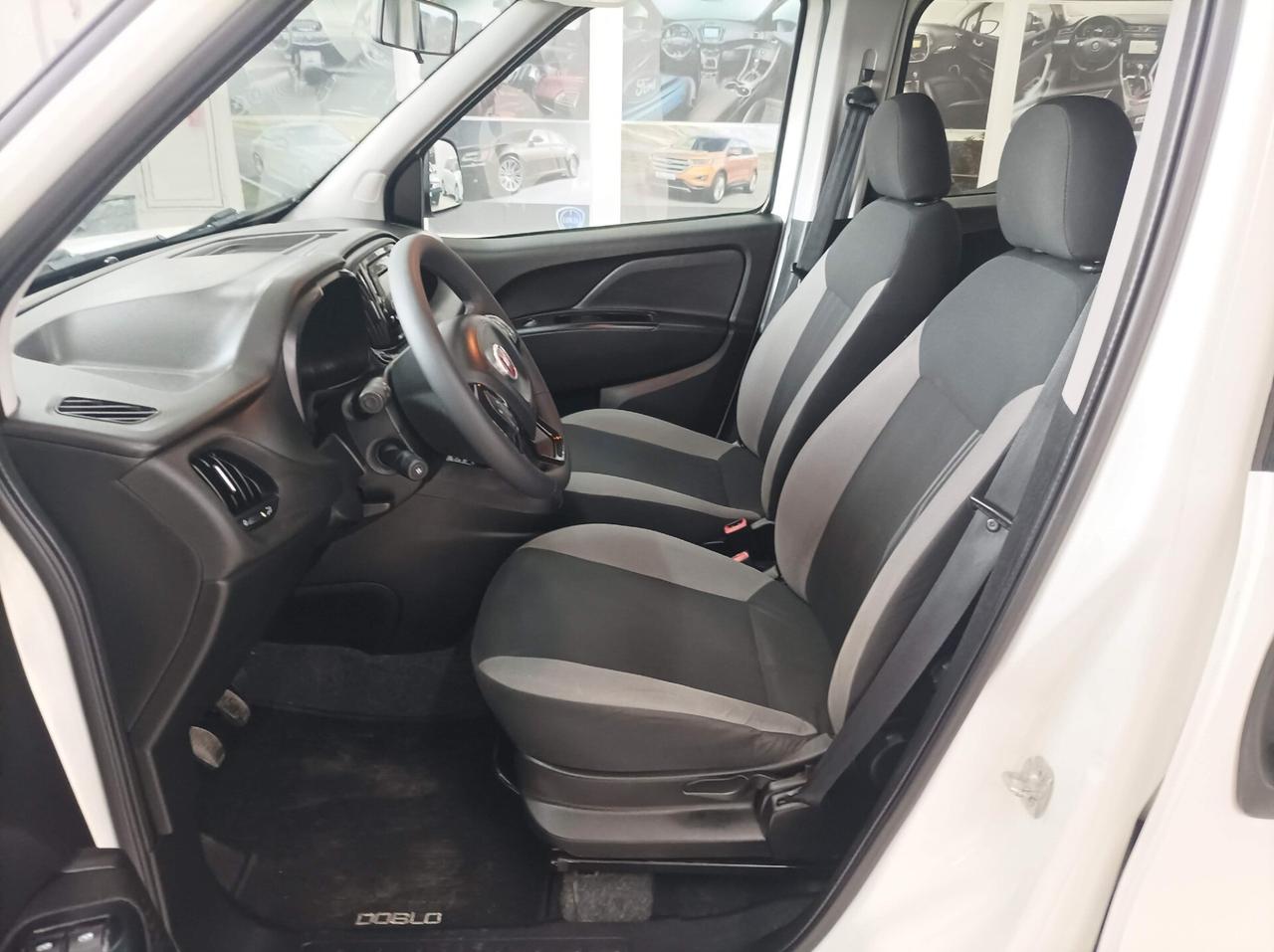 Fiat Doblo Doblò 1.6 MJT 16V 105CV Lounge 07/2015 (IVA detraibile)