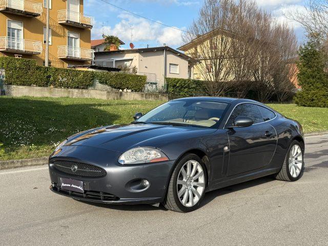 JAGUAR XK 4.2 V8 Coupé