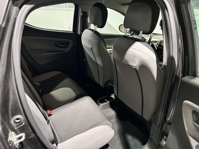 Lancia Ypsilon 1.2 69cv 5 Porte Silver