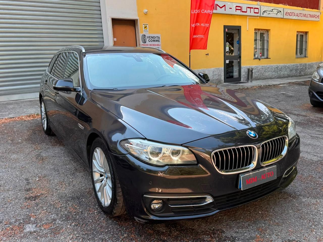 Bmw 520d xDrive Touring Luxury 190CV EURO6