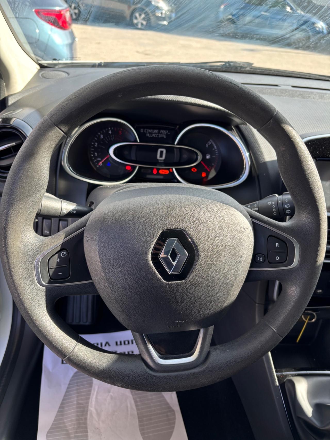 Renault Clio dCi 8V 75 CV Start&Stop 5 porte Energy Duel