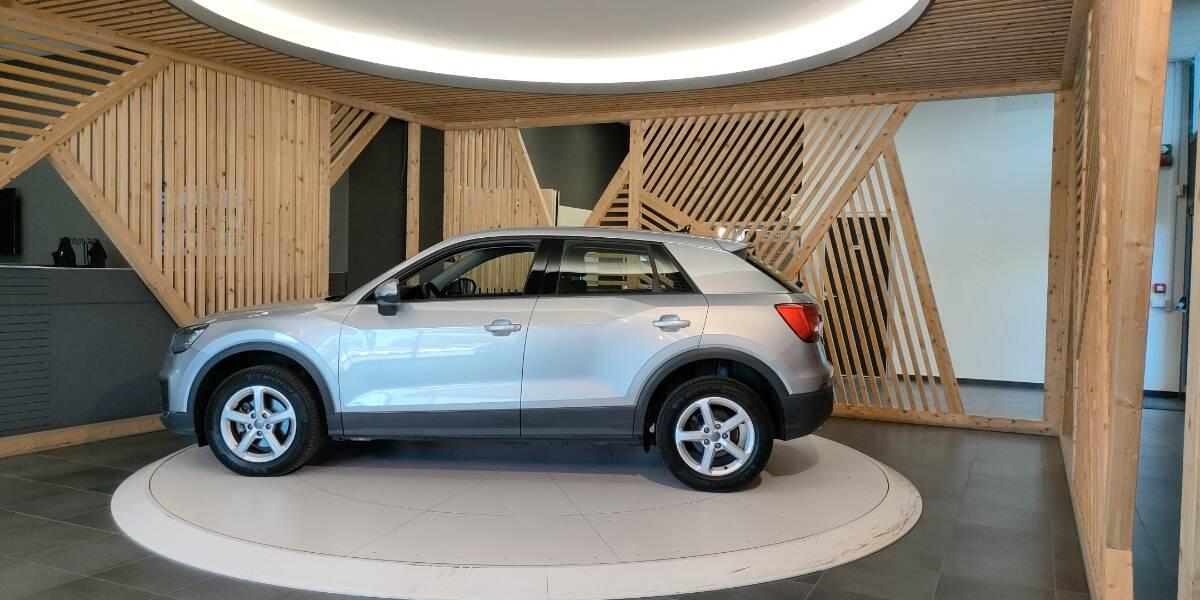 Audi Q2 30 1.6 tdi Business s-tronic my19