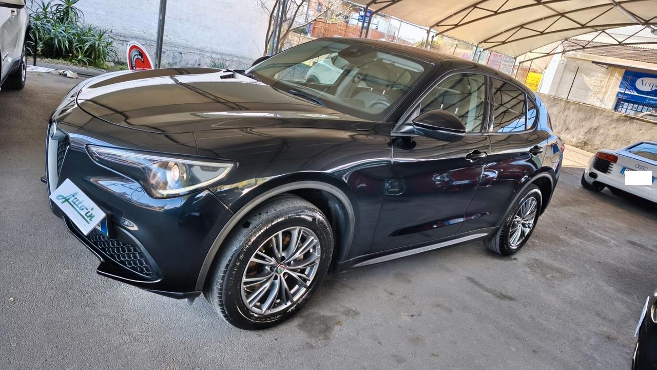 Alfa Romeo Stelvio 2.2 Turbodiesel 190 CV AT8 Q4 Super
