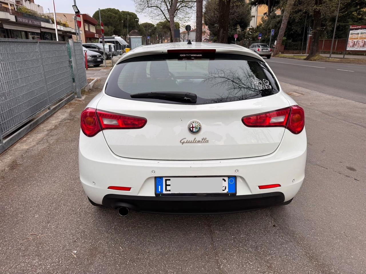 Alfa Romeo Giulietta 1.6 JTDm-2 neopaten garanzia 12 m
