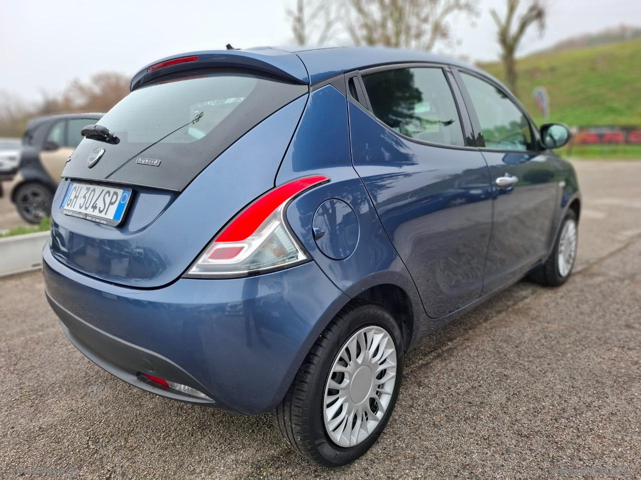 LANCIA Ypsilon 1.0 FireFly 5pS&S Hyb. Eco Silv.