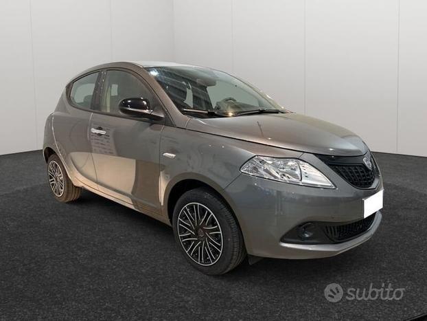 Lancia Ypsilon My24 1.0 Firefly 70 CvStart&St...