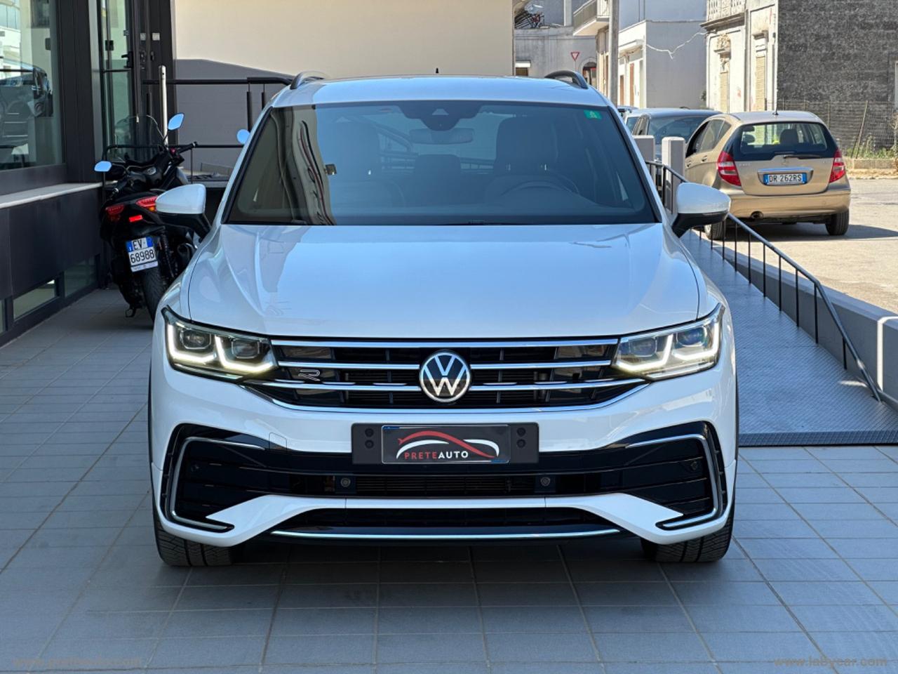 VOLKSWAGEN Tiguan 2.0 TDI 150CV SCR DSG R-Line