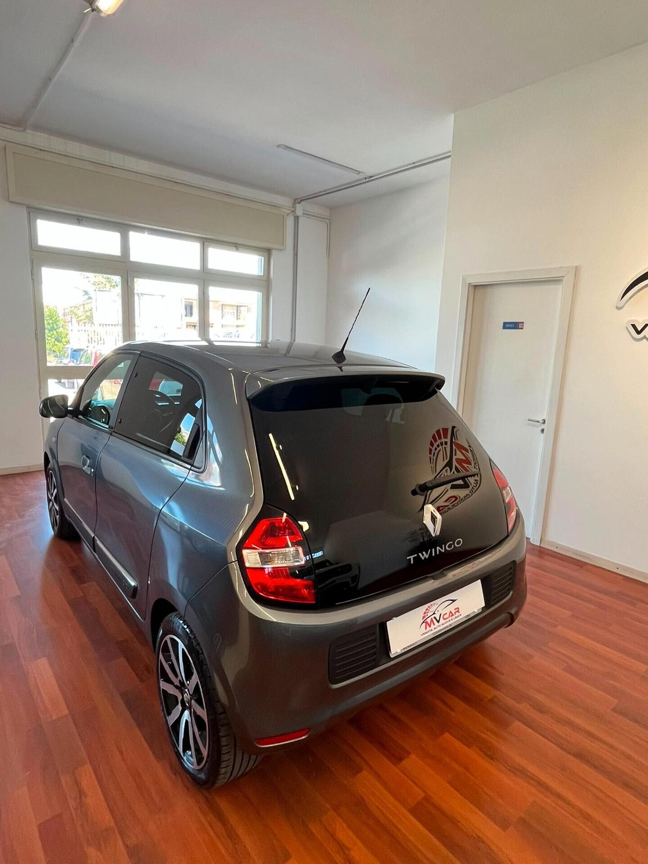 Renault Twingo 900 turbo 90 CV Automatica COSMIC