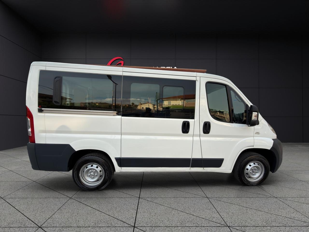 Fiat Ducato 2.3 MJT 130CV Furgone Vetrato 9 Posti
